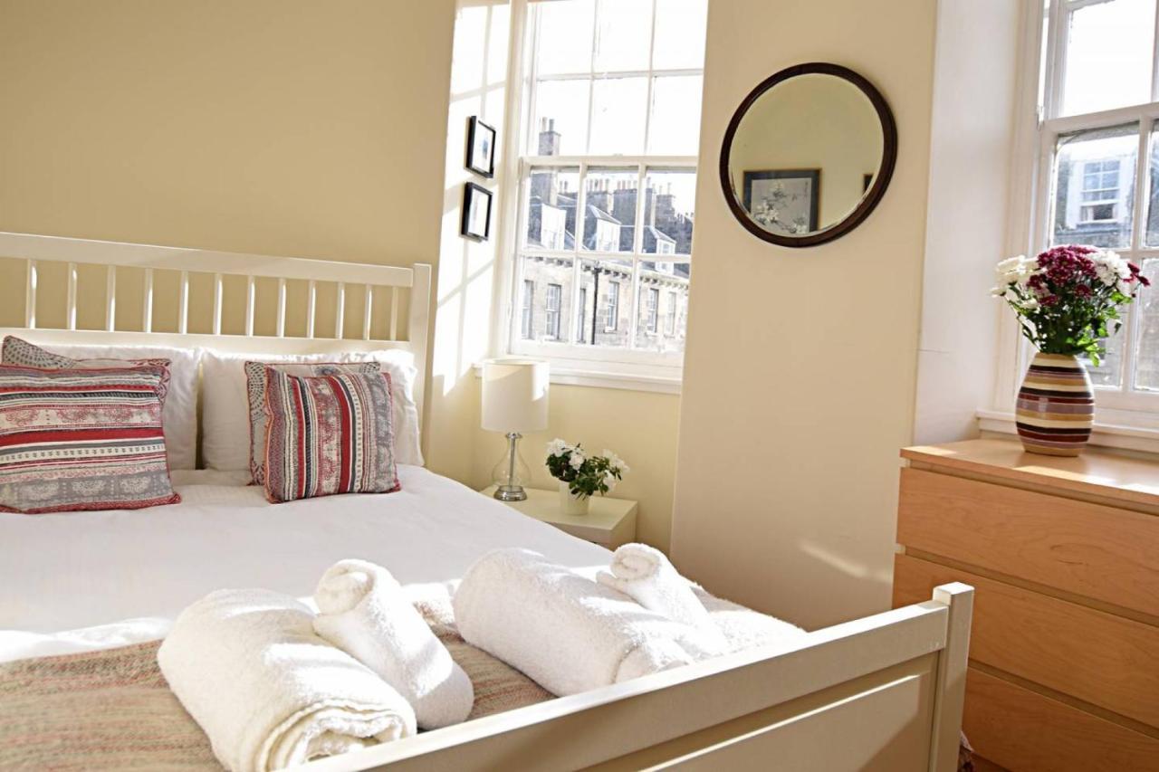 Joivy Bright Flat With Workspace In New Town Edimburgo Esterno foto