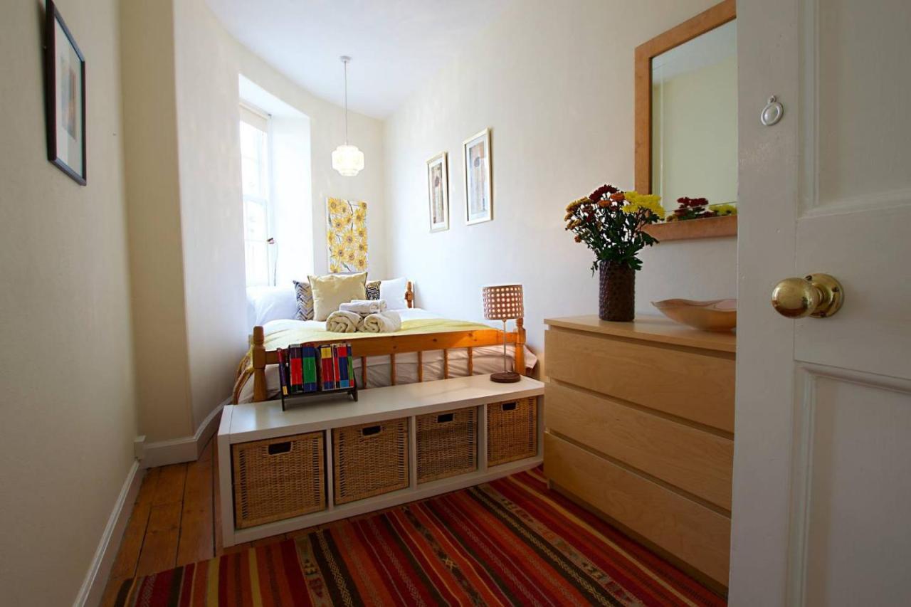 Joivy Bright Flat With Workspace In New Town Edimburgo Esterno foto